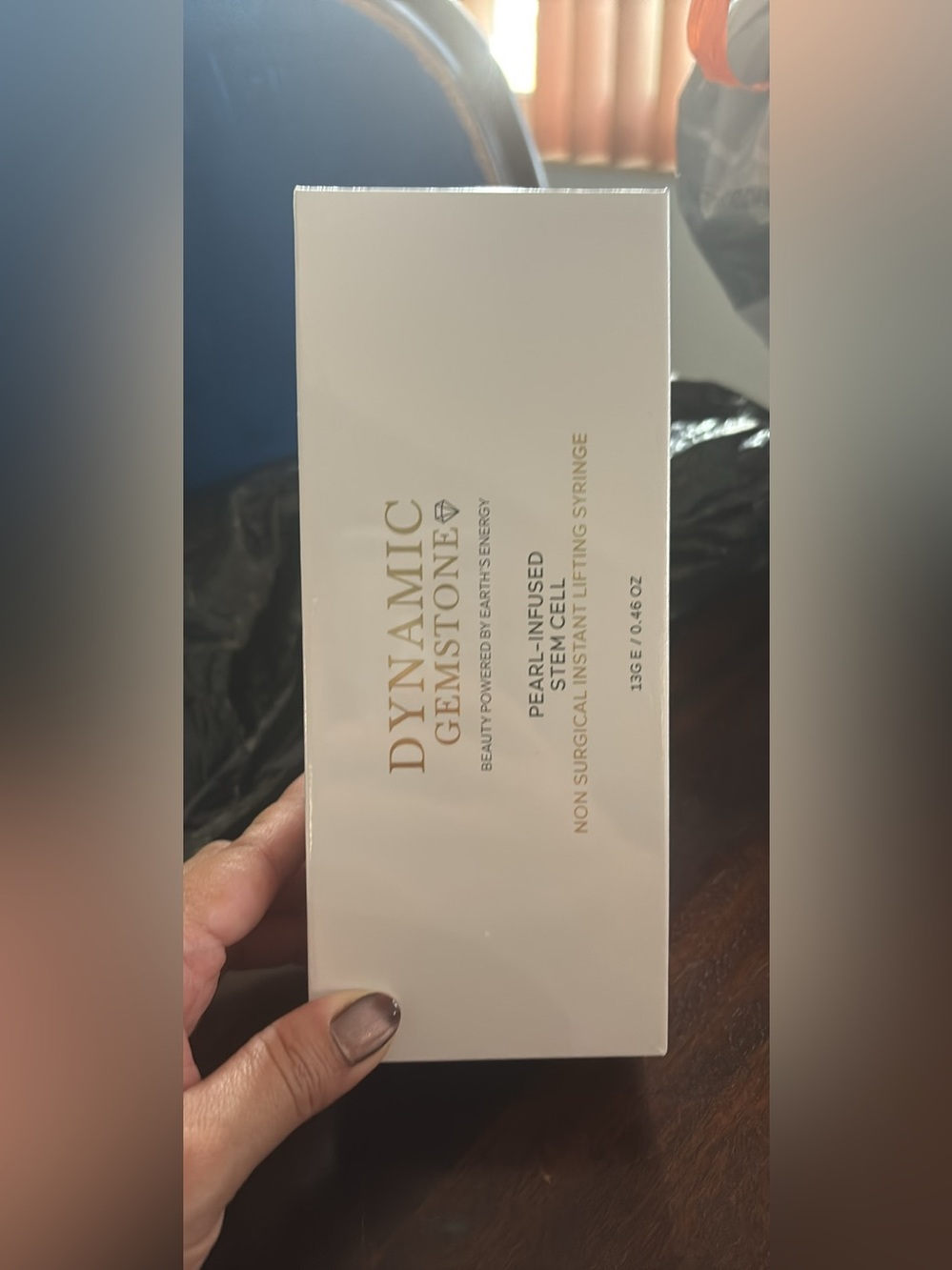 Dynamic Gemstone Pearl-Infused Stem Cell Lifting Serum - White & Gold